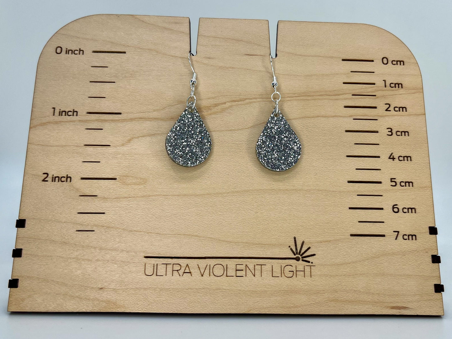 Single sundrop hook earrings, glitter