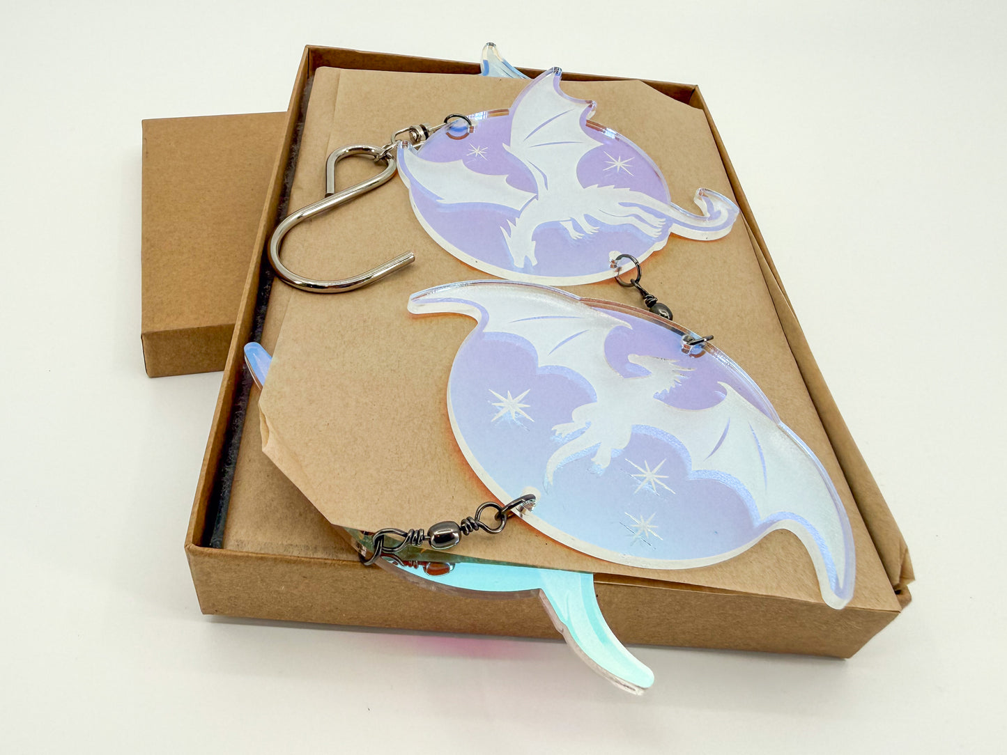 Dangling dragon suncatcher / mobile