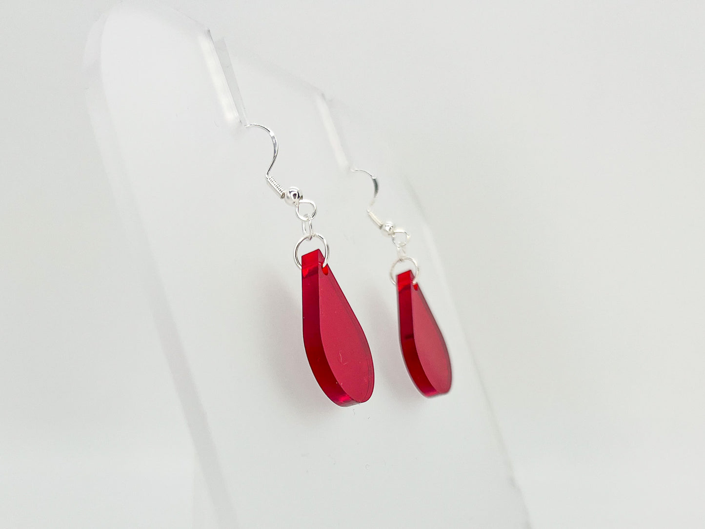 Red single sundrop hook dangle earrings