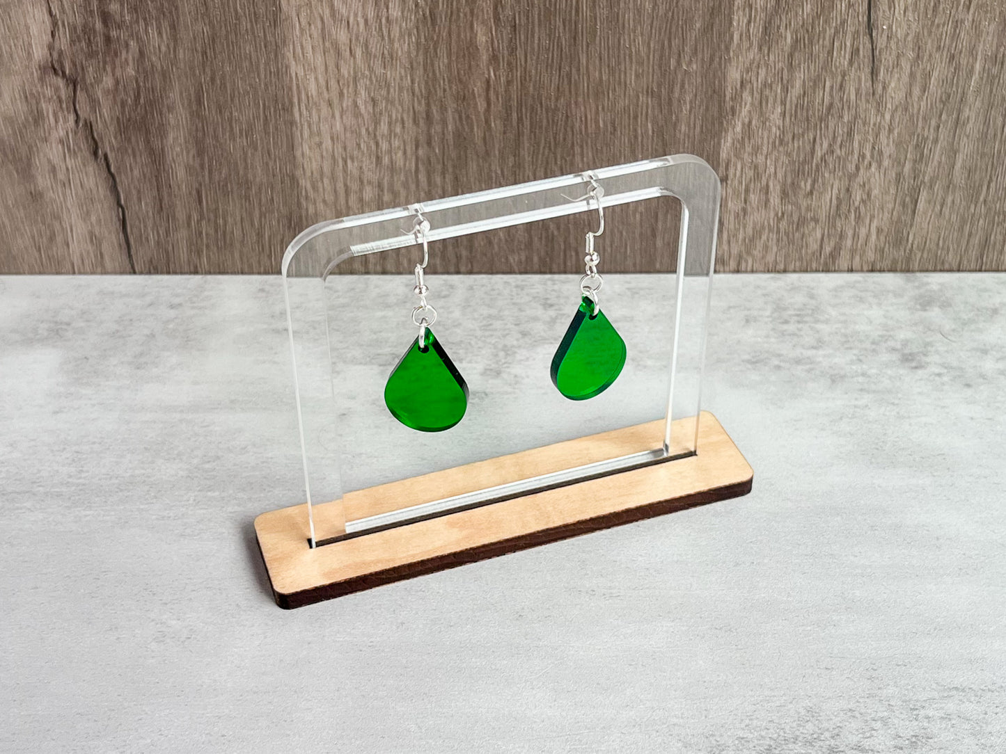 Green single sundrop hook dangle earrings