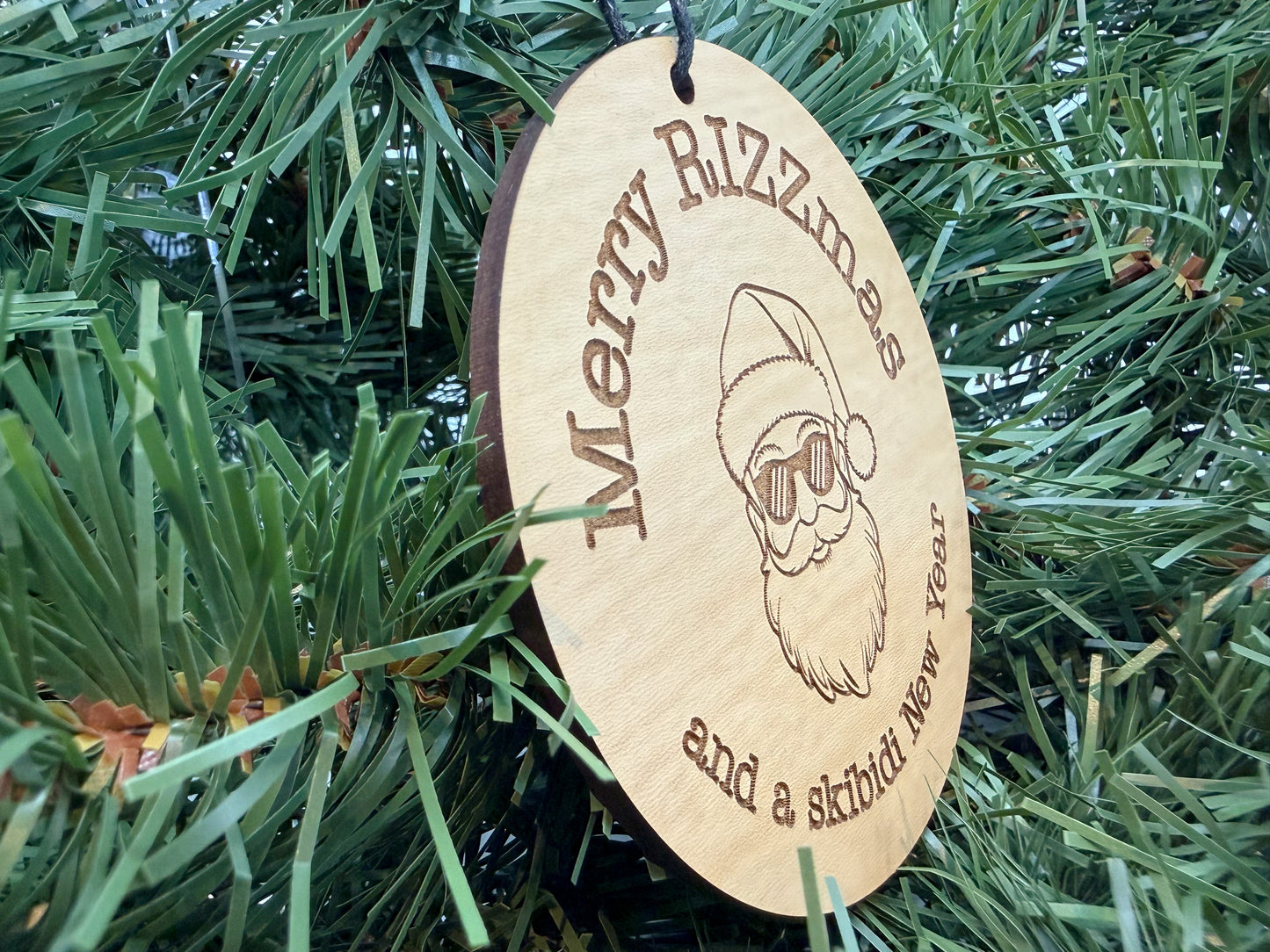 Merry Rizzmas ornament
