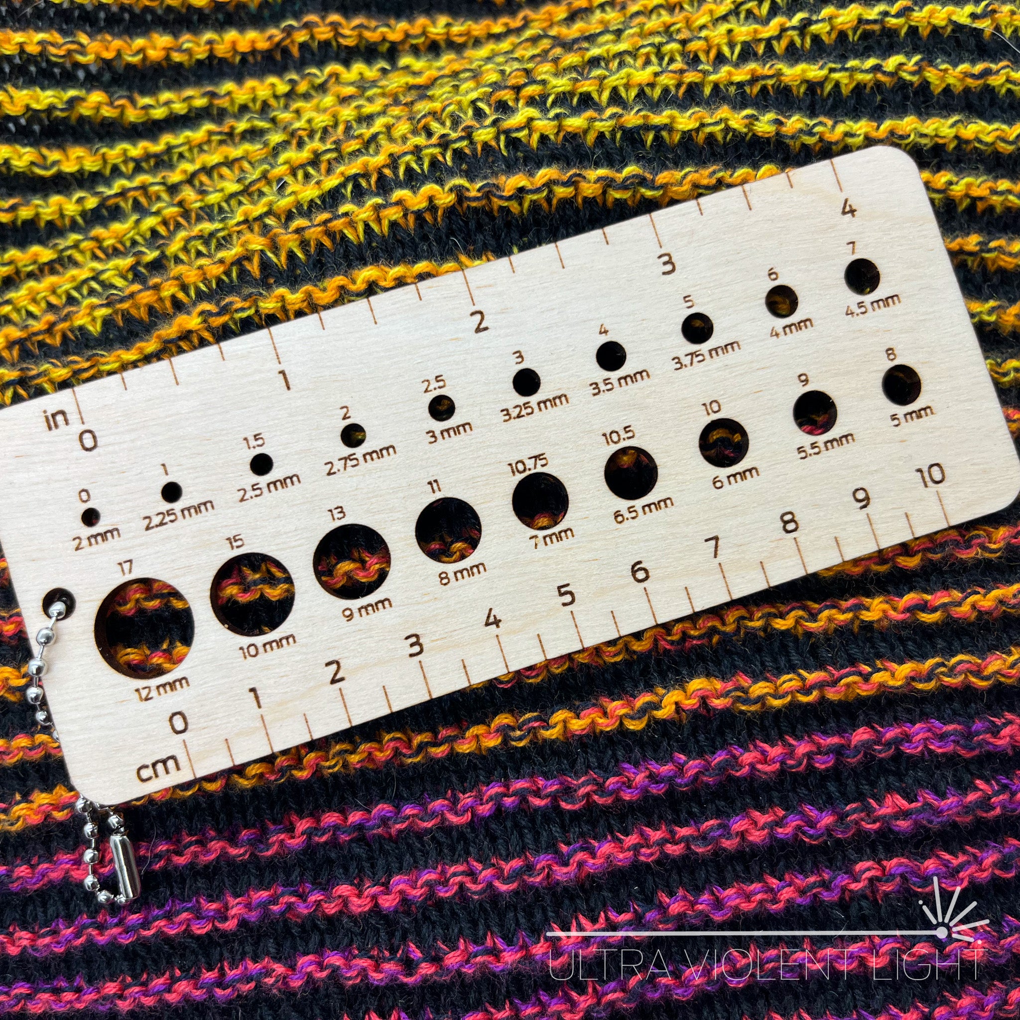 Ruler and knitting needle sizer – Ultra Violent Light