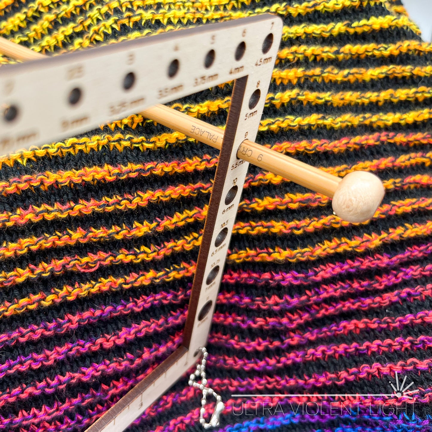 Knitting and crochet swatch gauge ruler